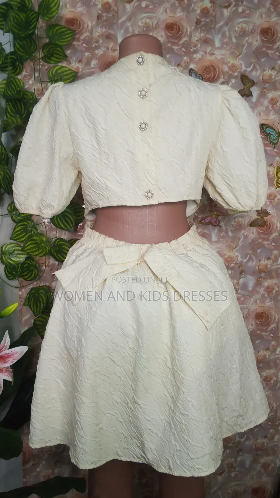 Women Second Hand Party Dresses Good for Birthdays and Dinner Parties