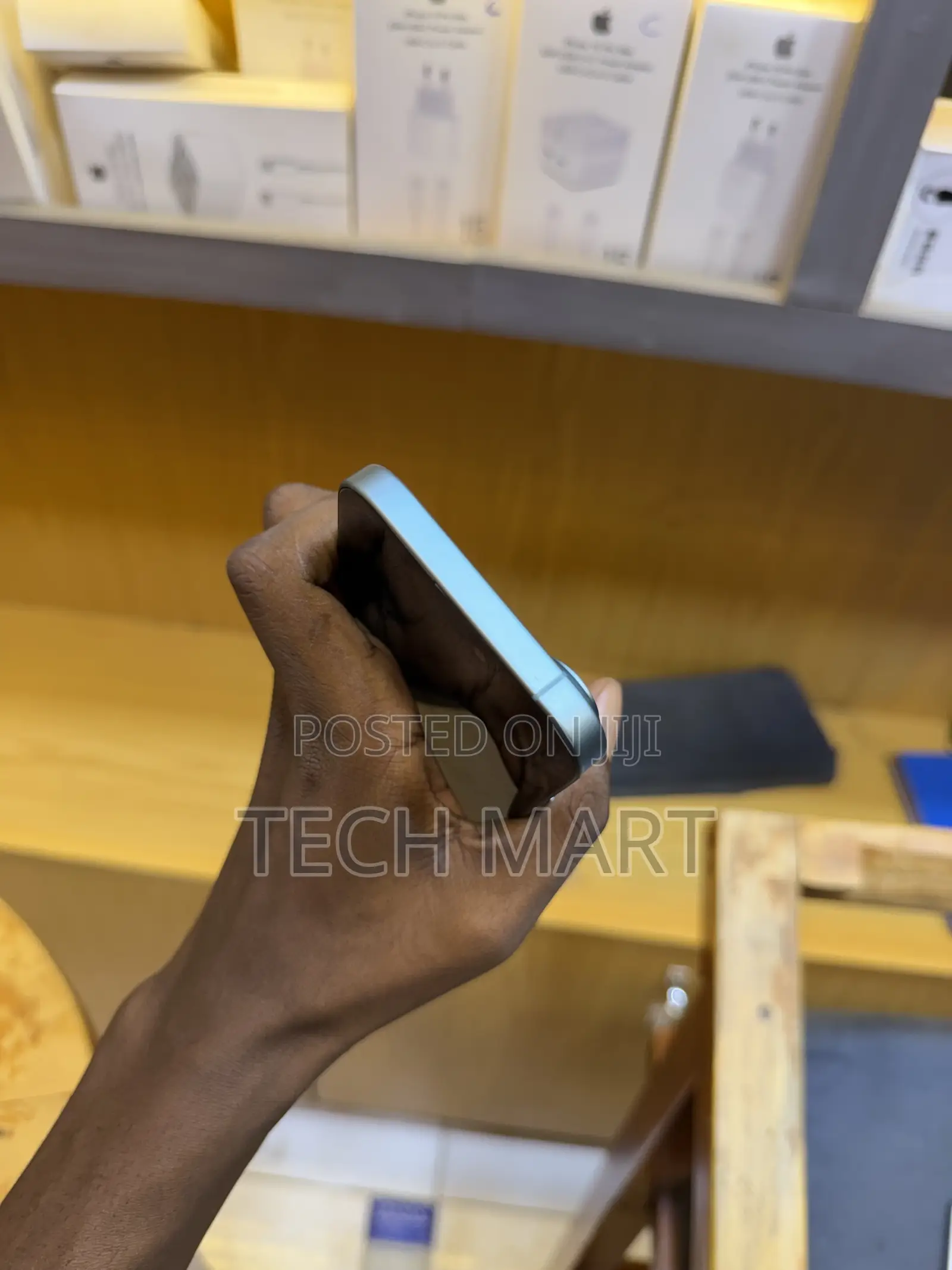 Apple iPhone 16 128 GB Green