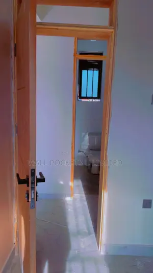 1bdrm Block of Flats in Central Division for rent