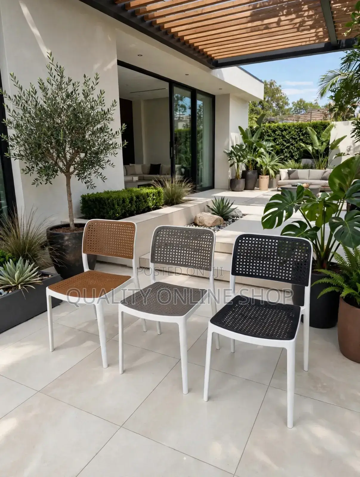 House Compound Bars Restaurant Plastic Chairs Plastic Chairs