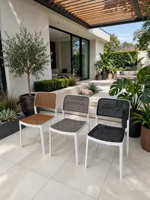 House Compound Bars Restaurant Plastic Chairs Plastic Chairs