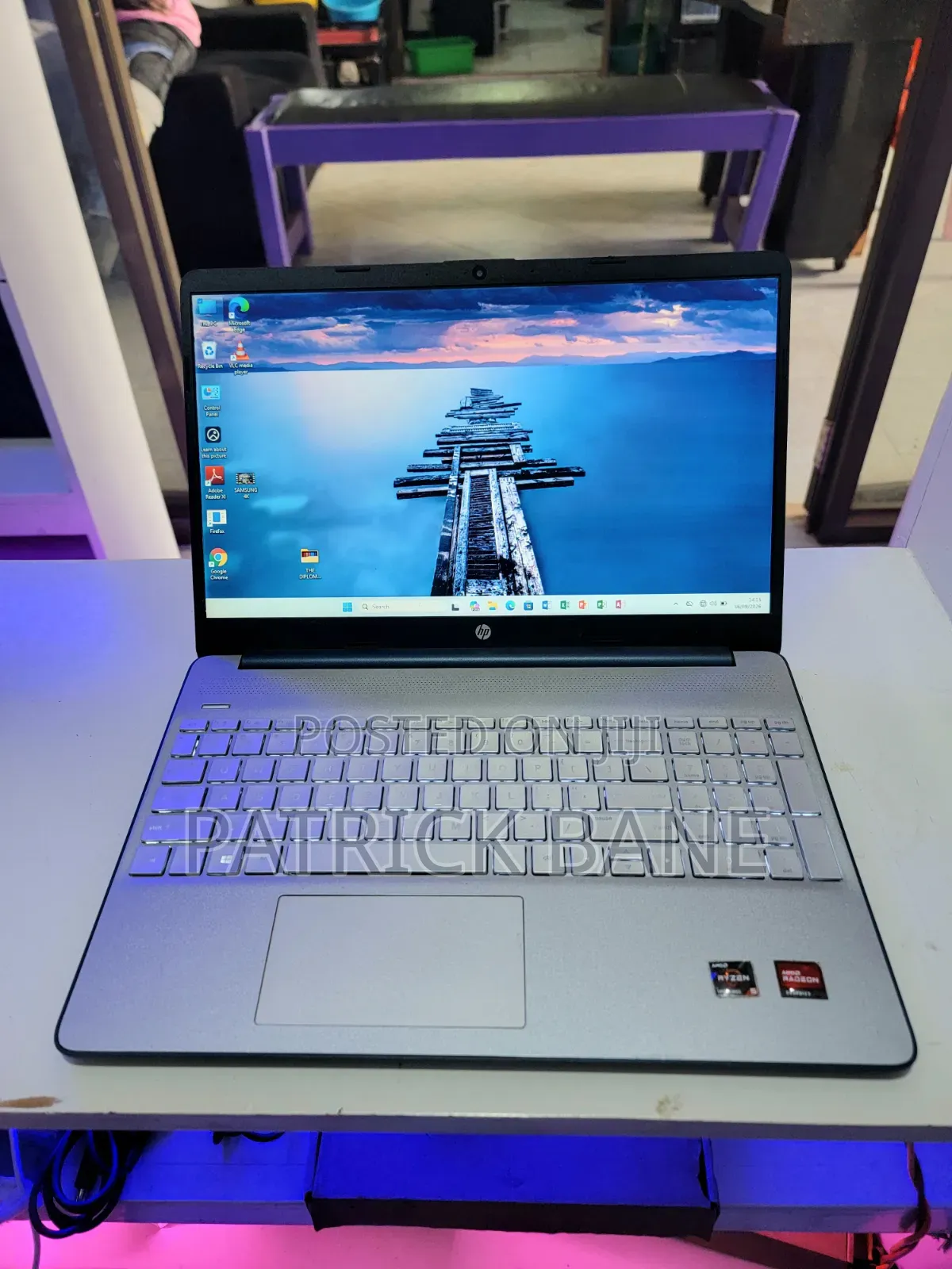 Laptop HP 15 8GB AMD Ryzen 5 SSD 256GB