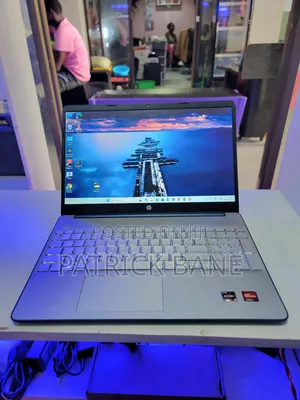 Laptop HP 15 8GB AMD Ryzen 5 SSD 256GB