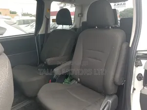 Toyota Noah 2013 White