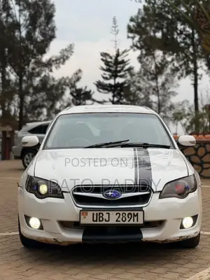 Subaru Legacy 2.0 AWD 2007 White