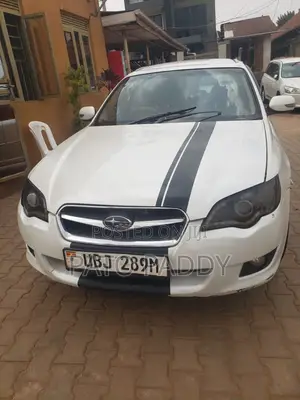 Subaru Legacy 2.0 AWD 2007 White