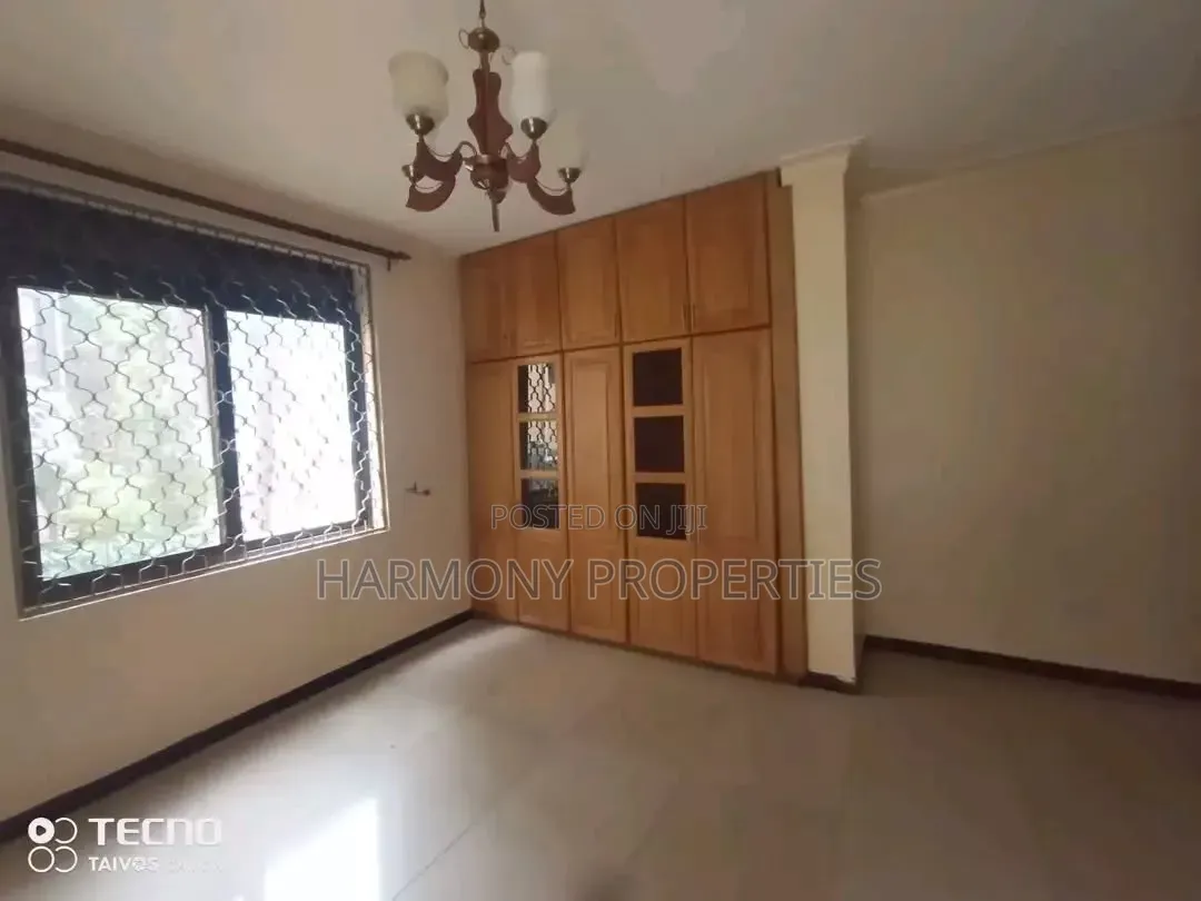 3bdrm Apartment in Lubowa, Central Division for rent