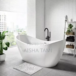 White Modern Bathtub