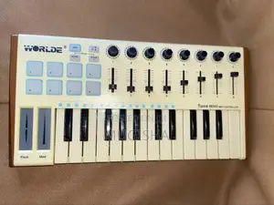 WORLDE Tuna-Mini Midicontroller
