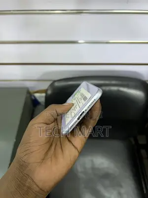 Apple iPhone 11 64 GB Purple