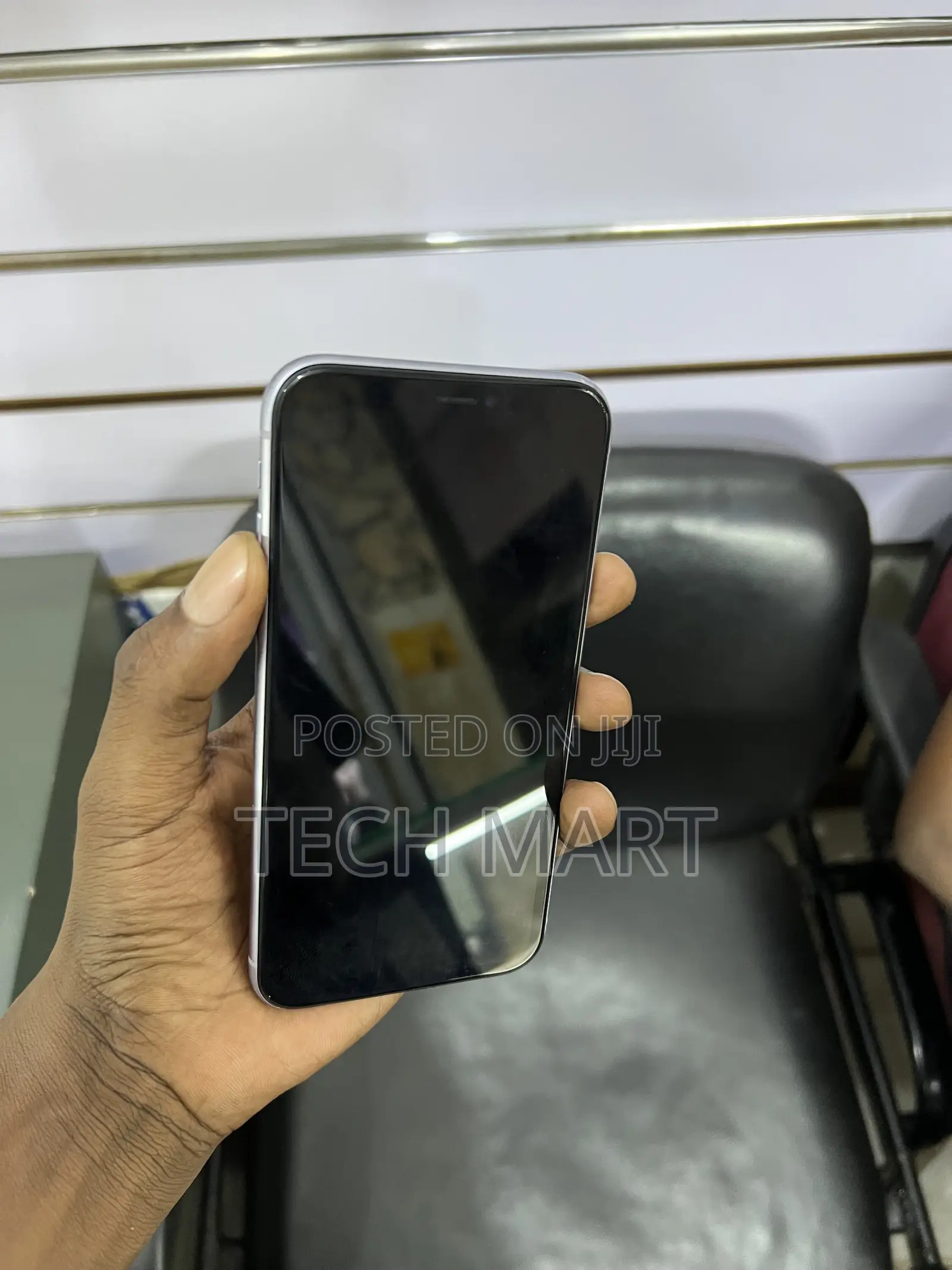 Apple iPhone 11 64 GB Purple
