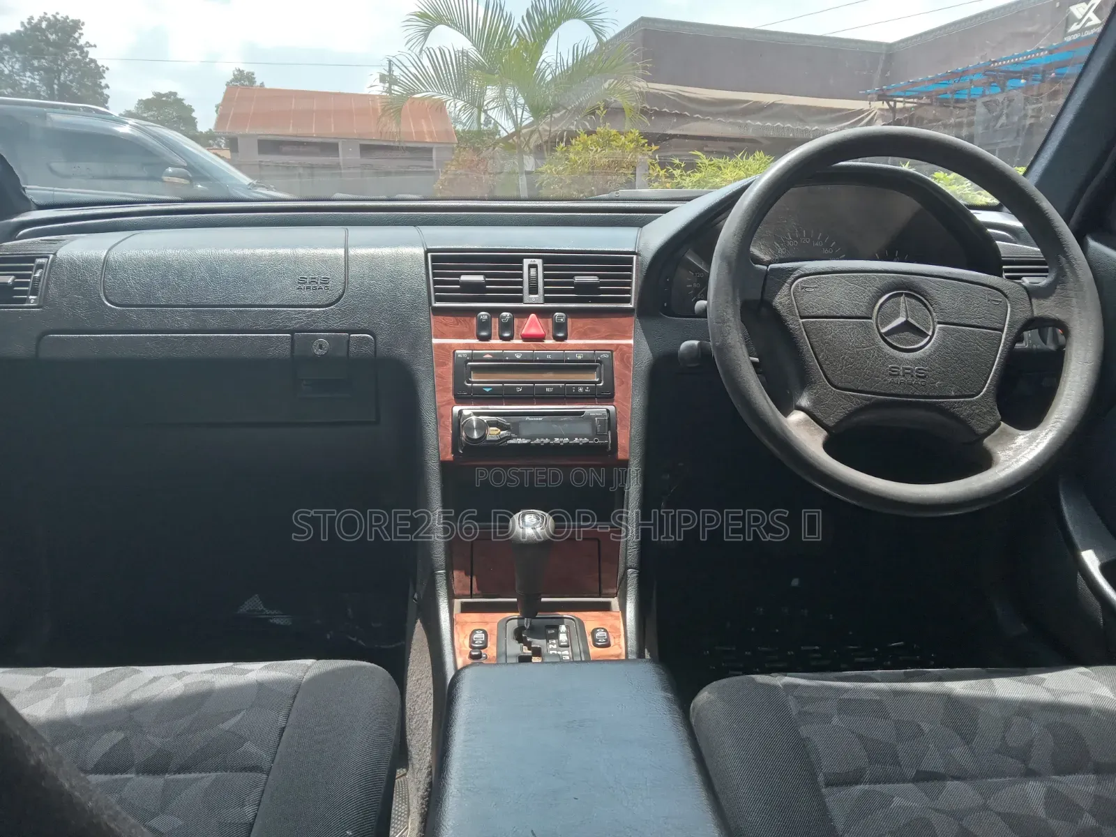 Mercedes-Benz C200 2000 Black