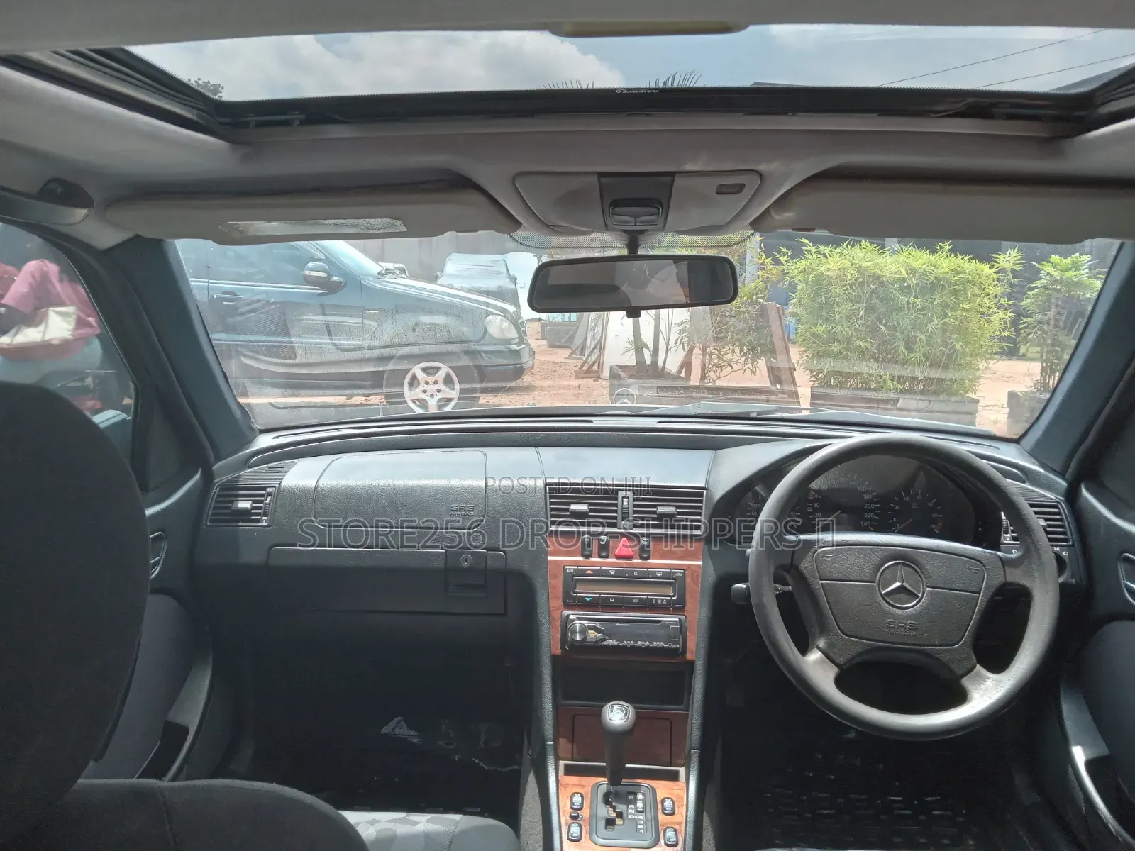 Mercedes-Benz C200 2000 Black