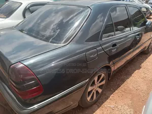 Mercedes-Benz C200 2000 Black