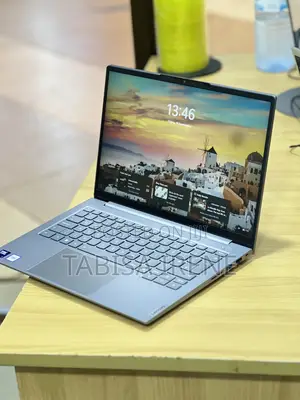 New Laptop Lenovo ThinkBook 14 G8 IAL 16GB Intel Core Ultra 7 SSD 512GB