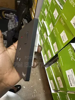 Single Socket Black