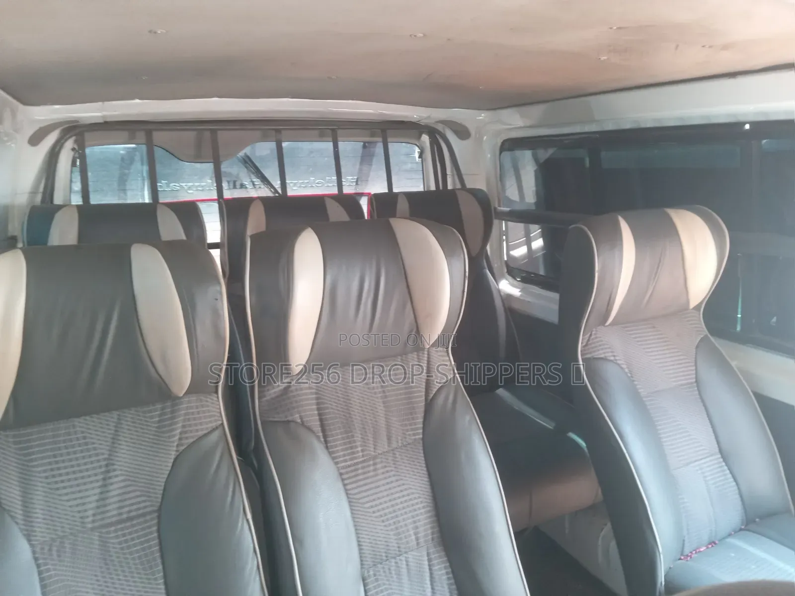 Toyota Grand HiAce G 3.0 Diesel Turbo RWD 8-Seater 2002 White