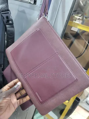 Parfois Burgundy
Crossbody Bag