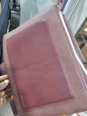 Parfois Burgundy
Crossbody Bag