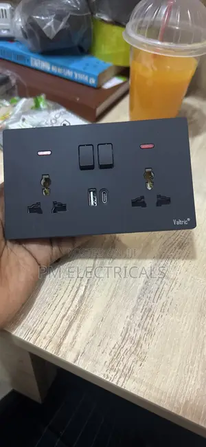 Double Socket USB and Type C