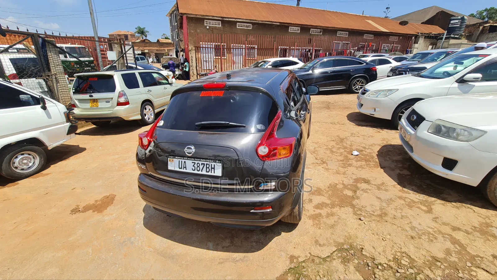 Nissan Juke S 2013 Brown