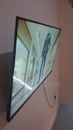 Hisense 43" Smart TV A6 Series