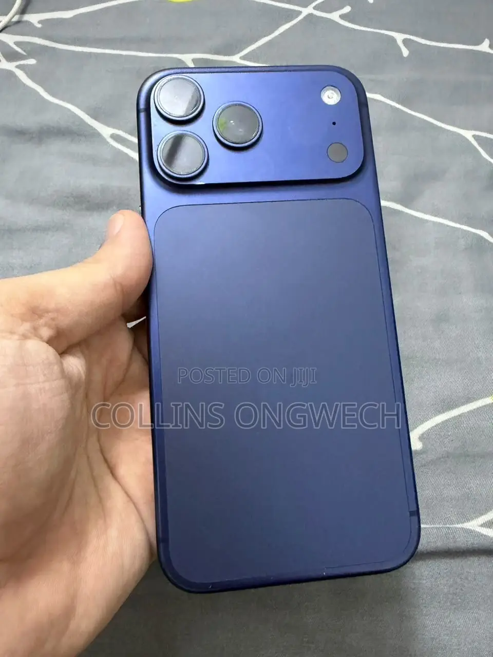 New Apple iPhone 17 Pro Max 256 GB Blue
