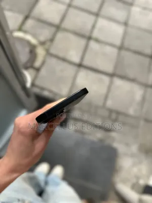 Apple iPhone 15 128 GB Black