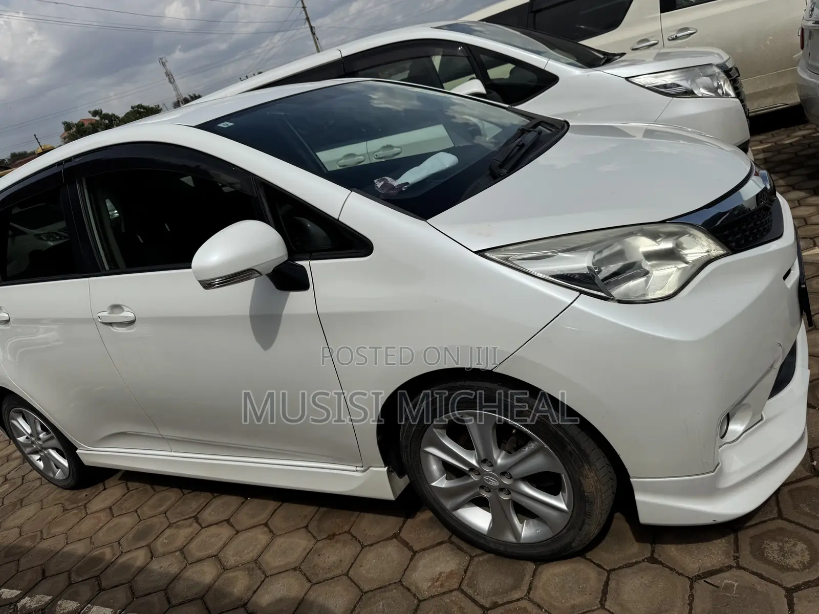 Subaru Trezia 1.3i 2012 White