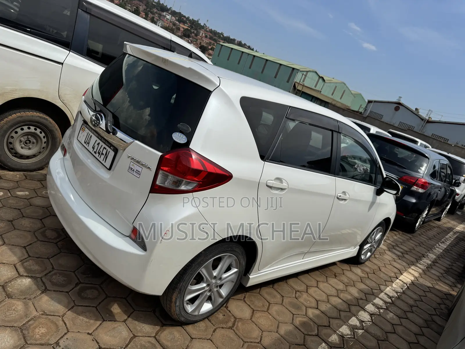 Subaru Trezia 1.3i 2012 White