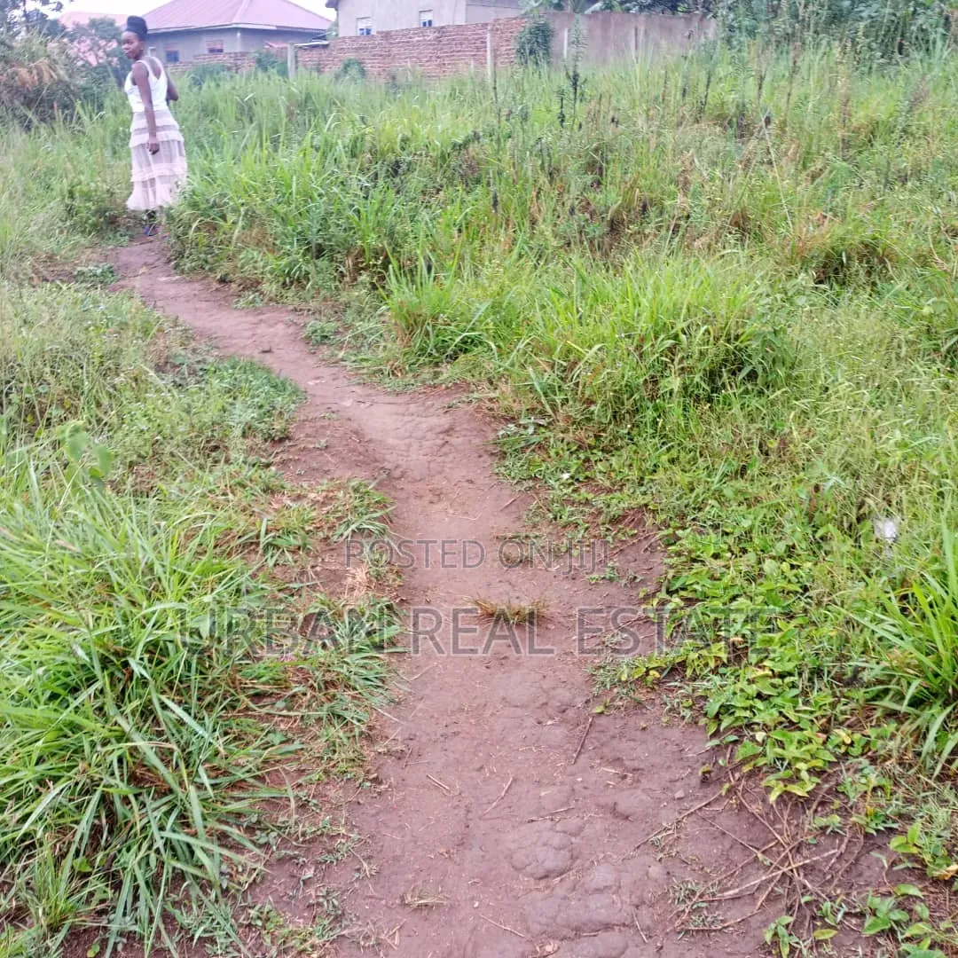 Matugga_kigogwa Land for Sale