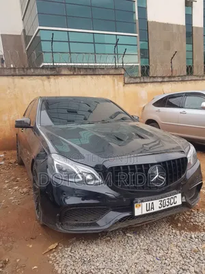 Mercedes-Benz E300 2013 Black