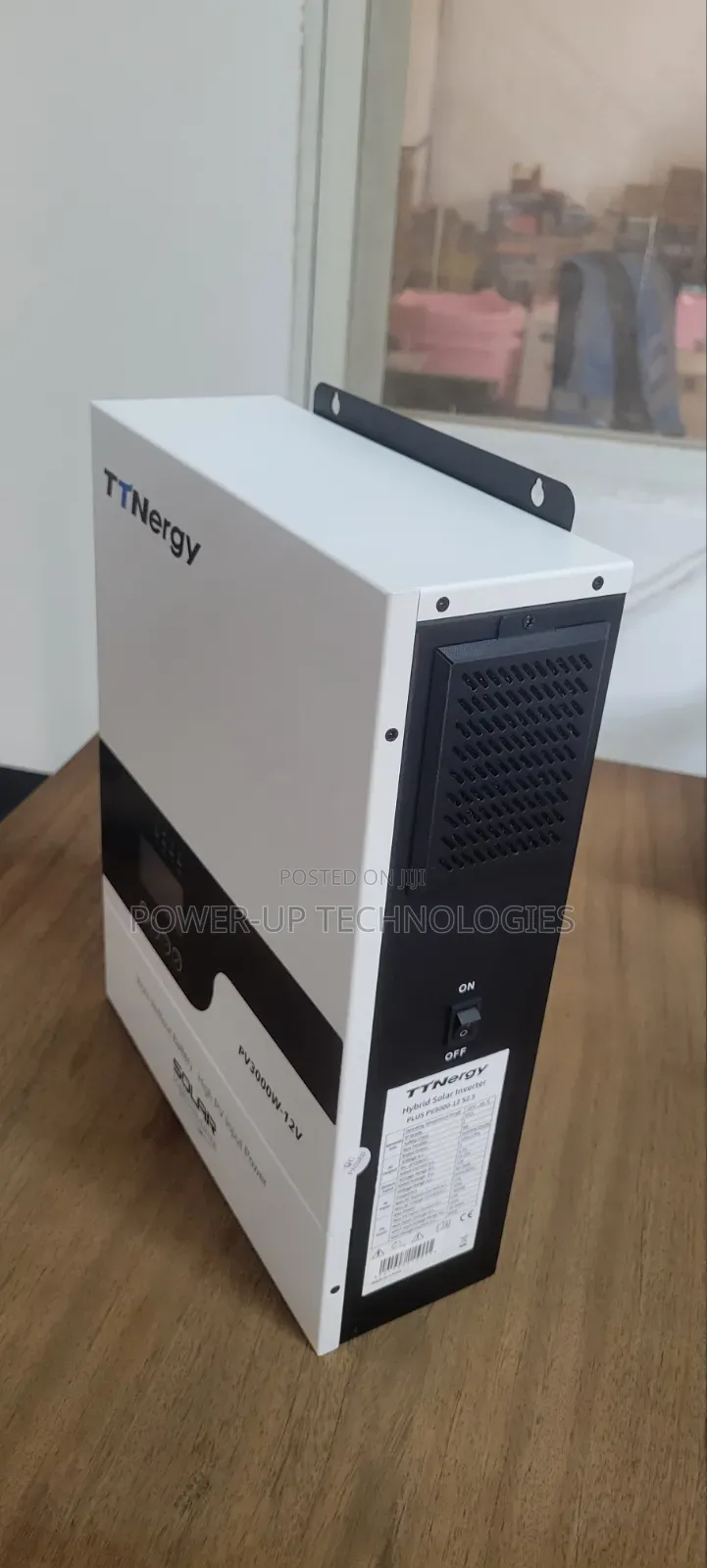 Hybrid Inverter 1.5KW With 12v Battery