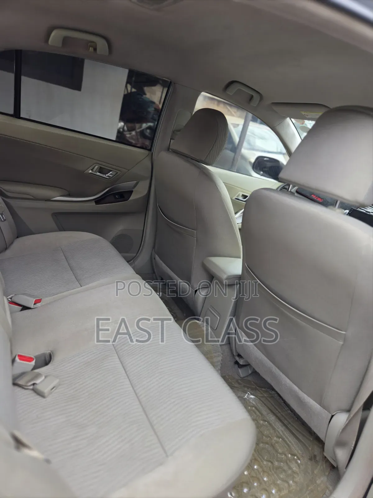 Toyota Premio 1.8 FWD 2010 Silver