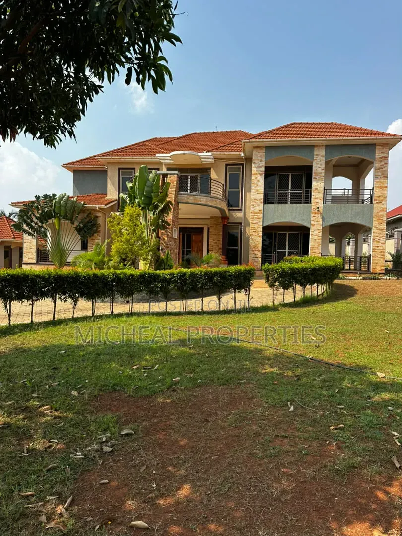 7bdrm House in Kira Nakwero 1.5B, Wakiso / Wakiso for sale