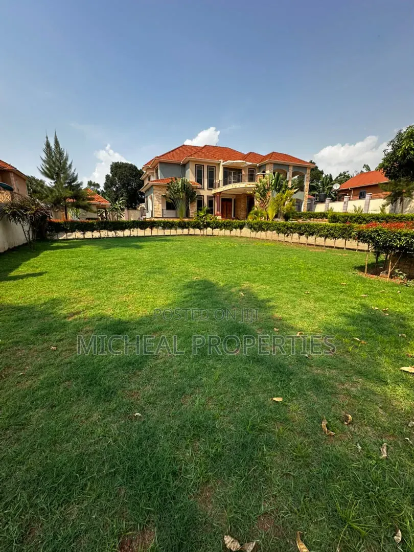 7bdrm House in Kira Nakwero 1.5B, Wakiso / Wakiso for sale