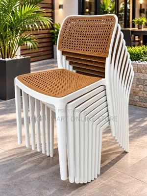 1Pc Crown Plastic Chairs Plastic Chairs