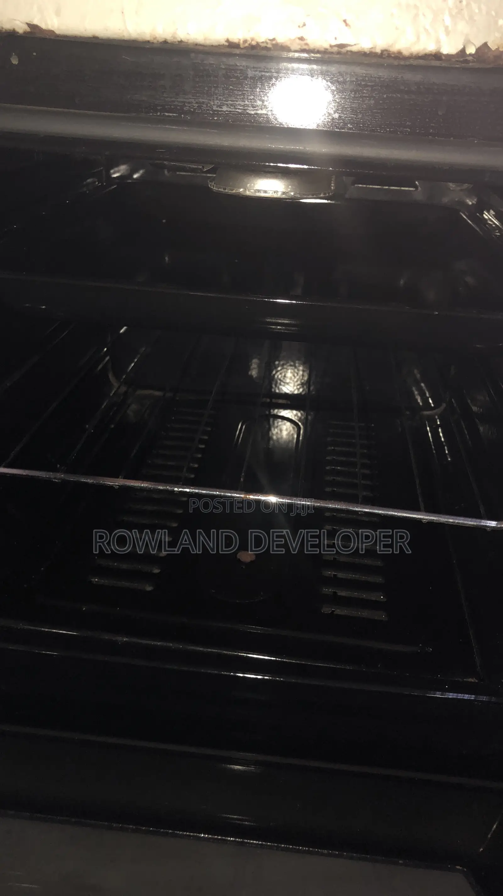 GAS COOKER With Cylinder