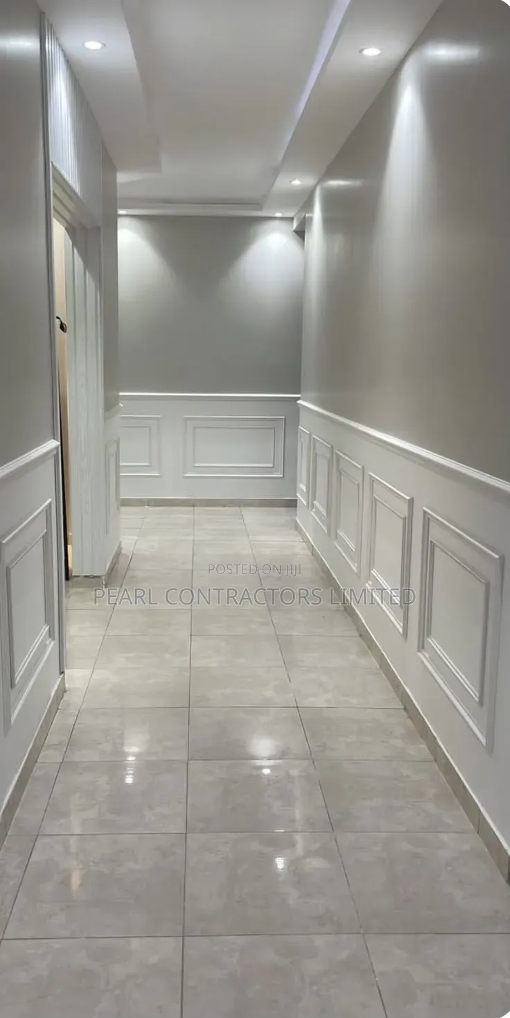 Mouldings Service and Wainscoting