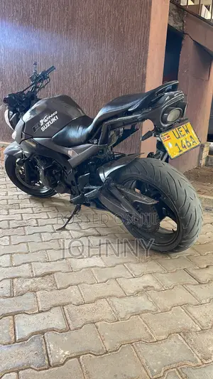 Suzuki GSR 2016 Black
