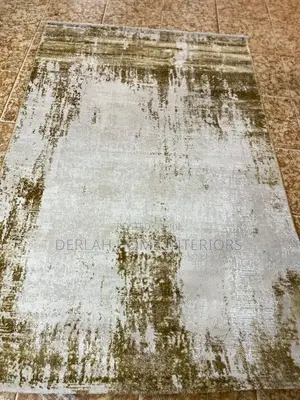 New Center / Viva Carpets