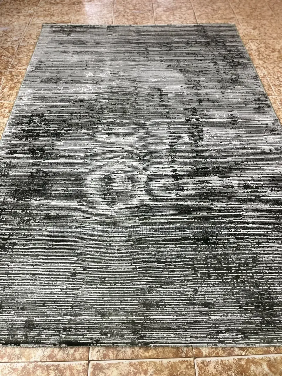 New Center / Viva Carpets