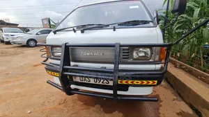 Toyota TownAce 1998 White