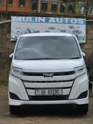 Toyota Noah 2.0 FWD (8 Seater) 2018 White