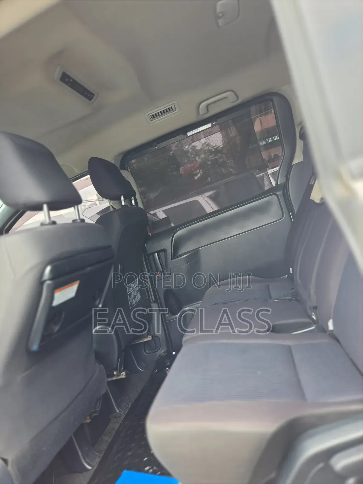 Toyota Noah 2.0 FWD (8 Seater) 2018 White