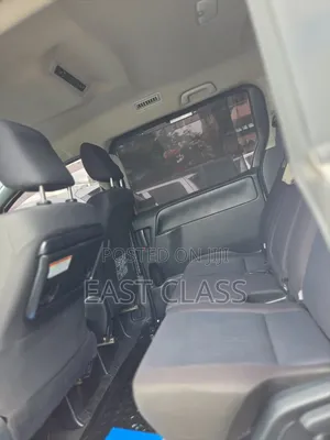 Toyota Noah 2.0 FWD (8 Seater) 2018 White