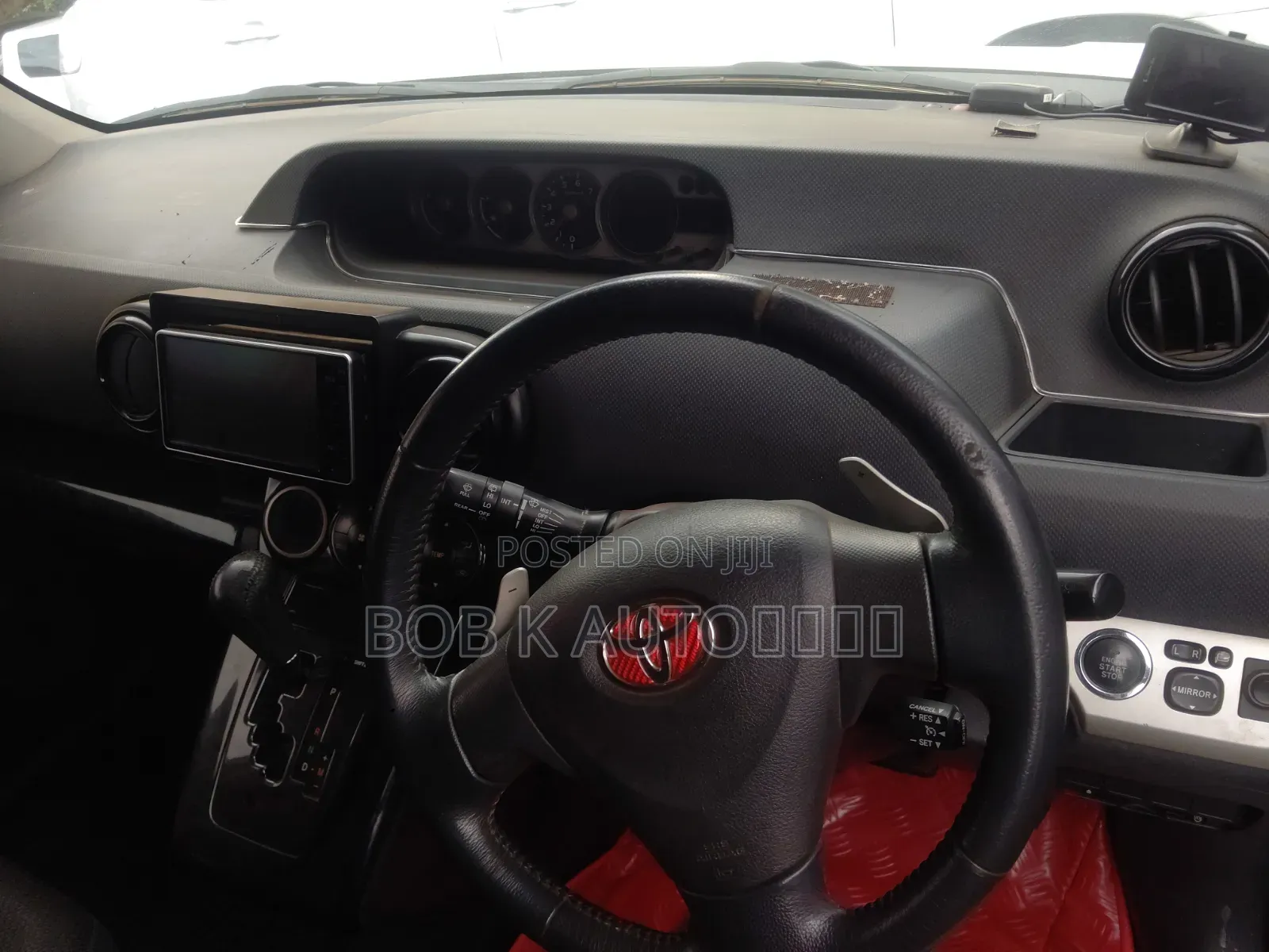 Toyota Corolla Rumion 2009 White