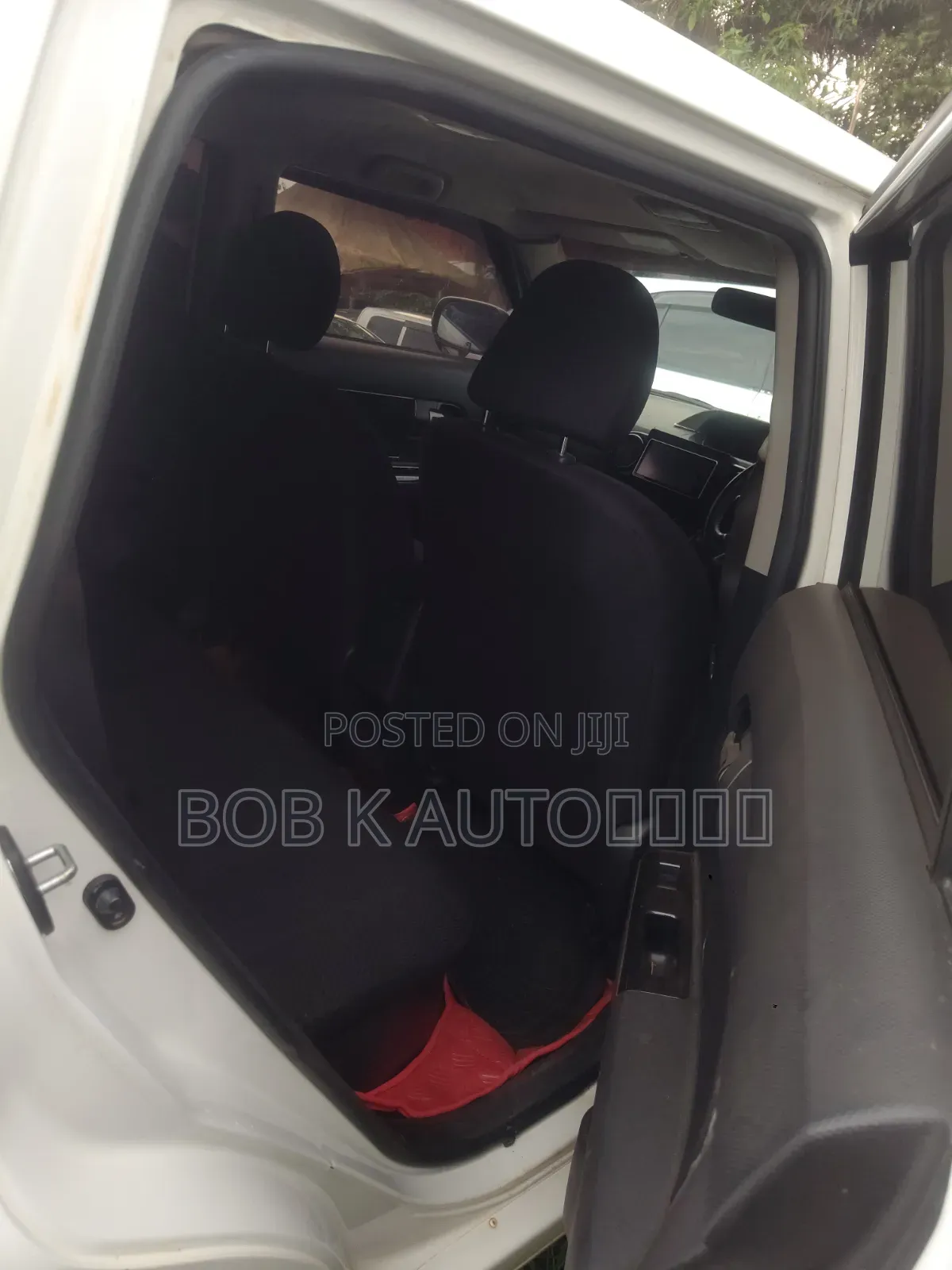 Toyota Corolla Rumion 2009 White