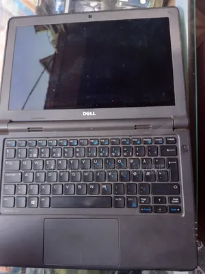Laptop Dell Latitude 3180 8GB Intel Core 2 Duo HDD+SSD 500GB