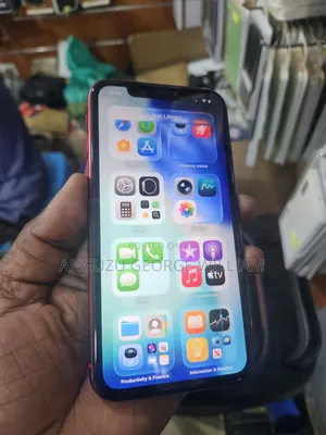 Apple iPhone 11 64 GB Red